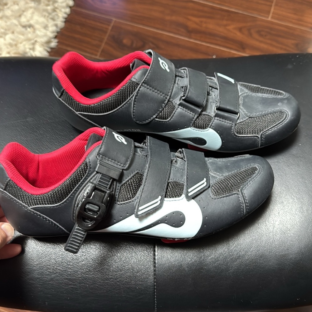 Gently worn Peloton cycling shoes EU45 US men's 11. Great condition. Rarely used